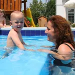 - Neitzer Villa Siófok